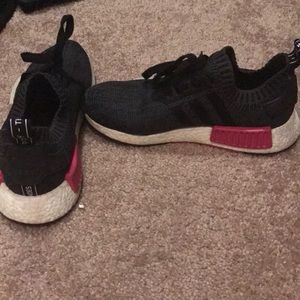 Original adidas NMD R1 prime knit shock pink